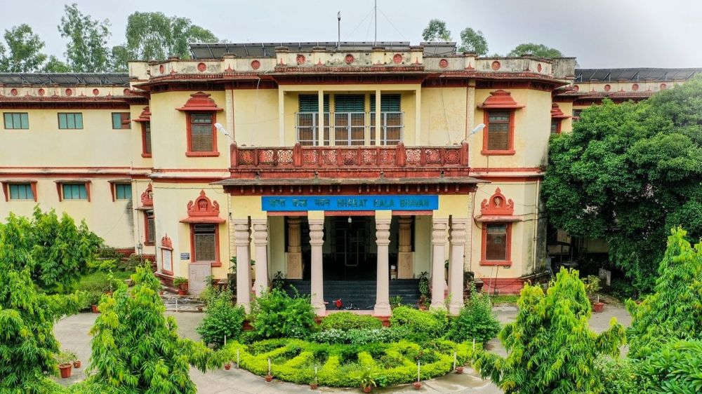 Bharat Kala Bhavan | Shridham Homestay